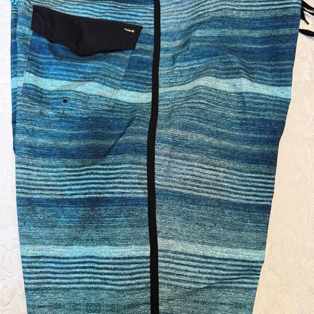 Hurley Phantom Size 36 Sandbar Board Shorts Swim Trunk Blue Striped‎ Surf